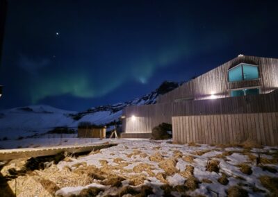 Winter Retreat Stori Kambur Holy Ram Lodge Northern Lights